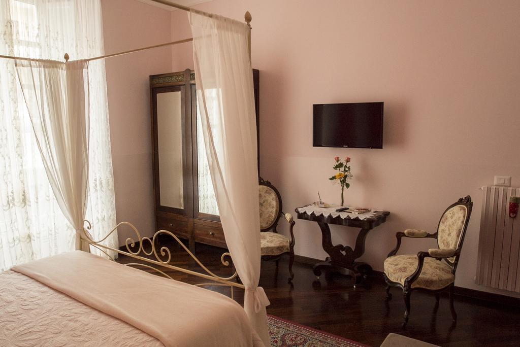 B&B Domus Garibaldi Salerno Exteriér fotografie