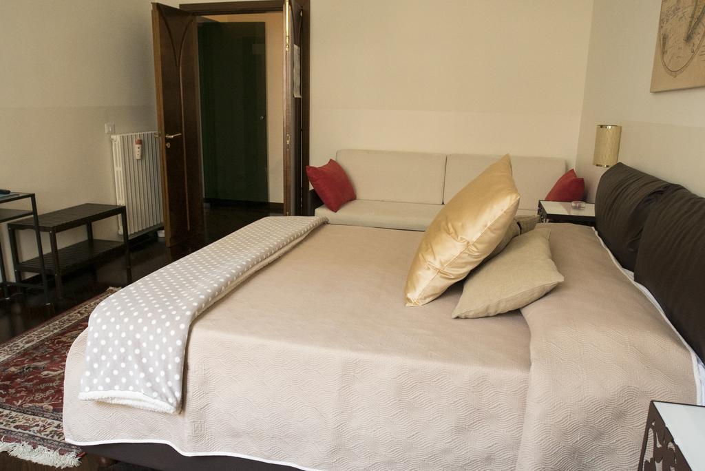 B&B Domus Garibaldi Salerno Exteriér fotografie