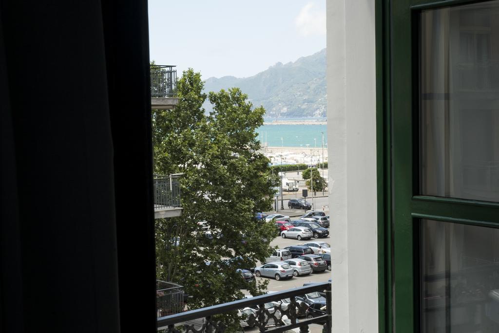 B&B Domus Garibaldi Salerno Exteriér fotografie
